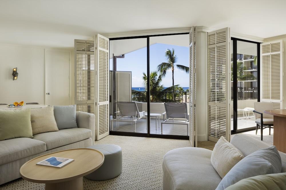 فندق هاليكولاني هونولولو المظهر الخارجي الصورة A living room at the Four Seasons Resort Maui