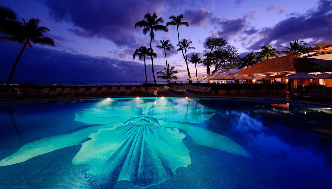 فندق هاليكولاني هونولولو المظهر الخارجي الصورة The pool at the Four Seasons Resort Maui at Beachmere